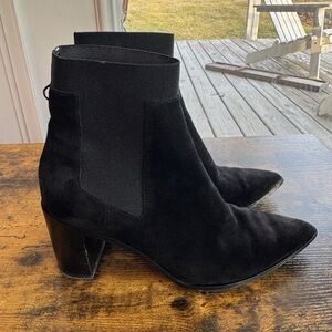 Rag & Bone Brynn Black Suede Ankle Booties
Size 37.5